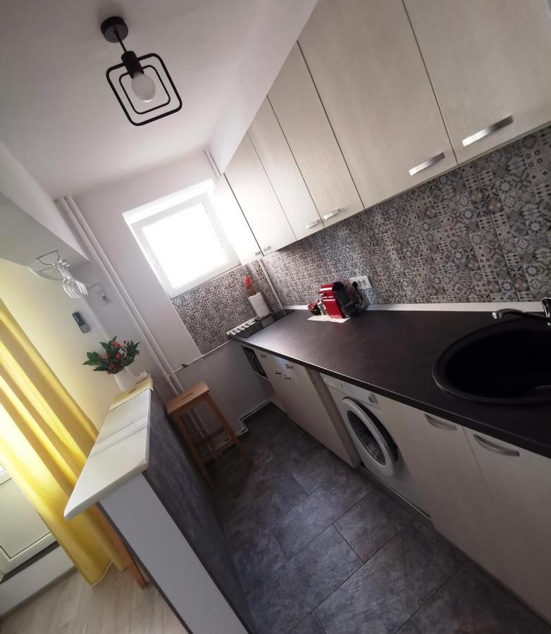 Sunset Bucharest Apartment Luaran gambar