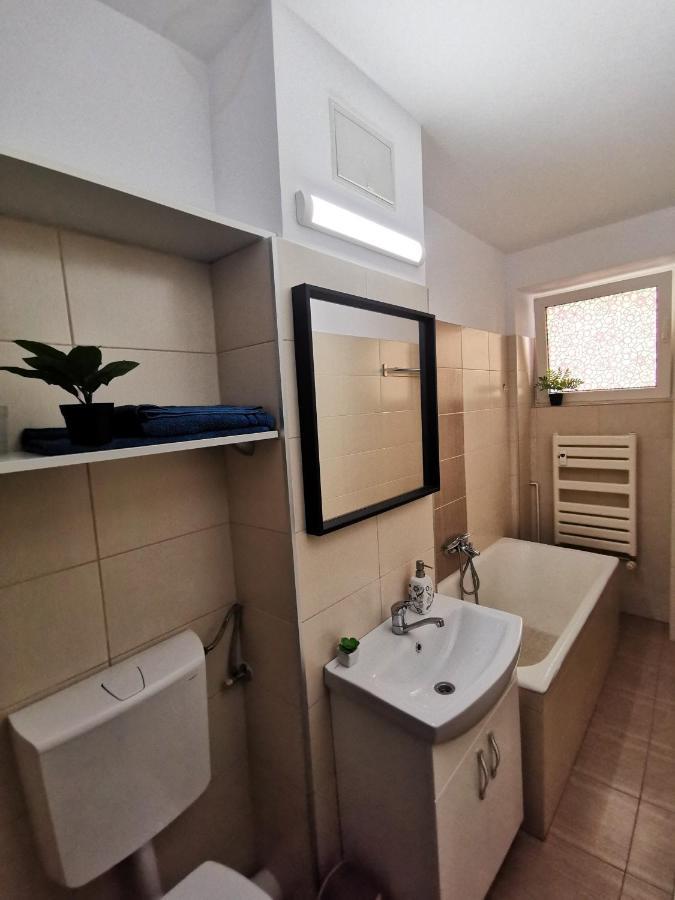 Sunset Bucharest Apartment Luaran gambar