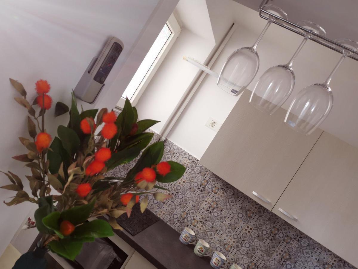 Sunset Bucharest Apartment Luaran gambar
