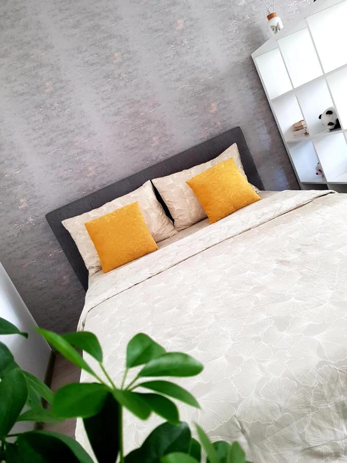 Sunset Bucharest Apartment Luaran gambar