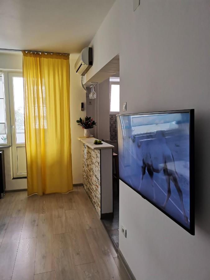 Sunset Bucharest Apartment Luaran gambar