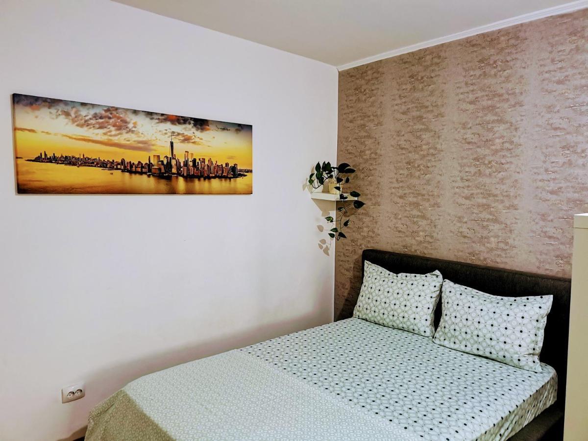 Sunset Bucharest Apartment Luaran gambar