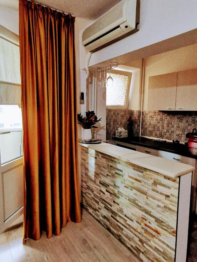 Sunset Bucharest Apartment Luaran gambar